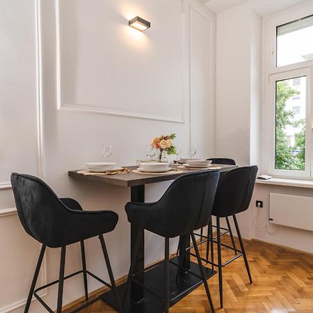 Hl Apartments Maribor Buitenkant foto
