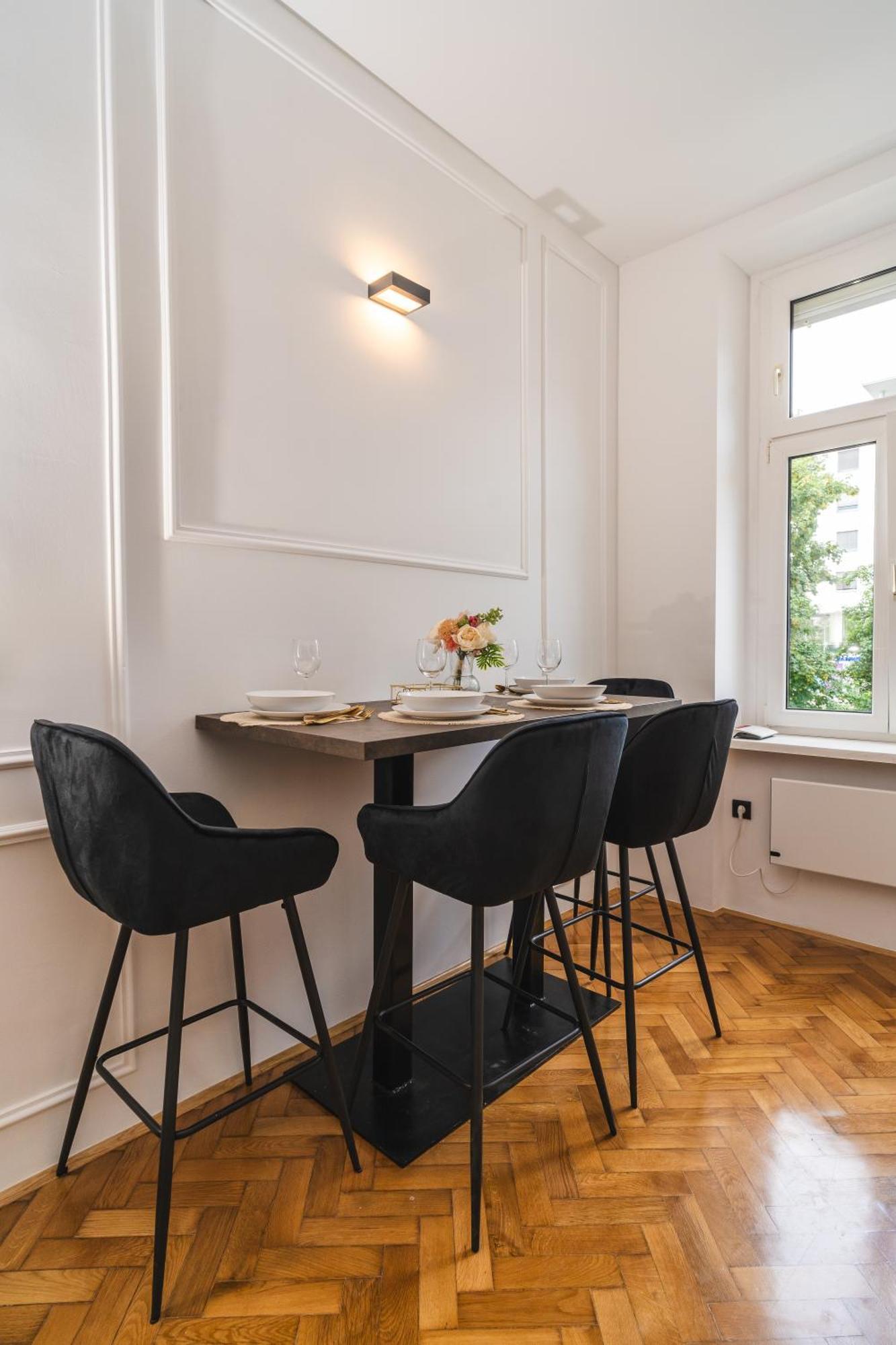 Hl Apartments Maribor Buitenkant foto