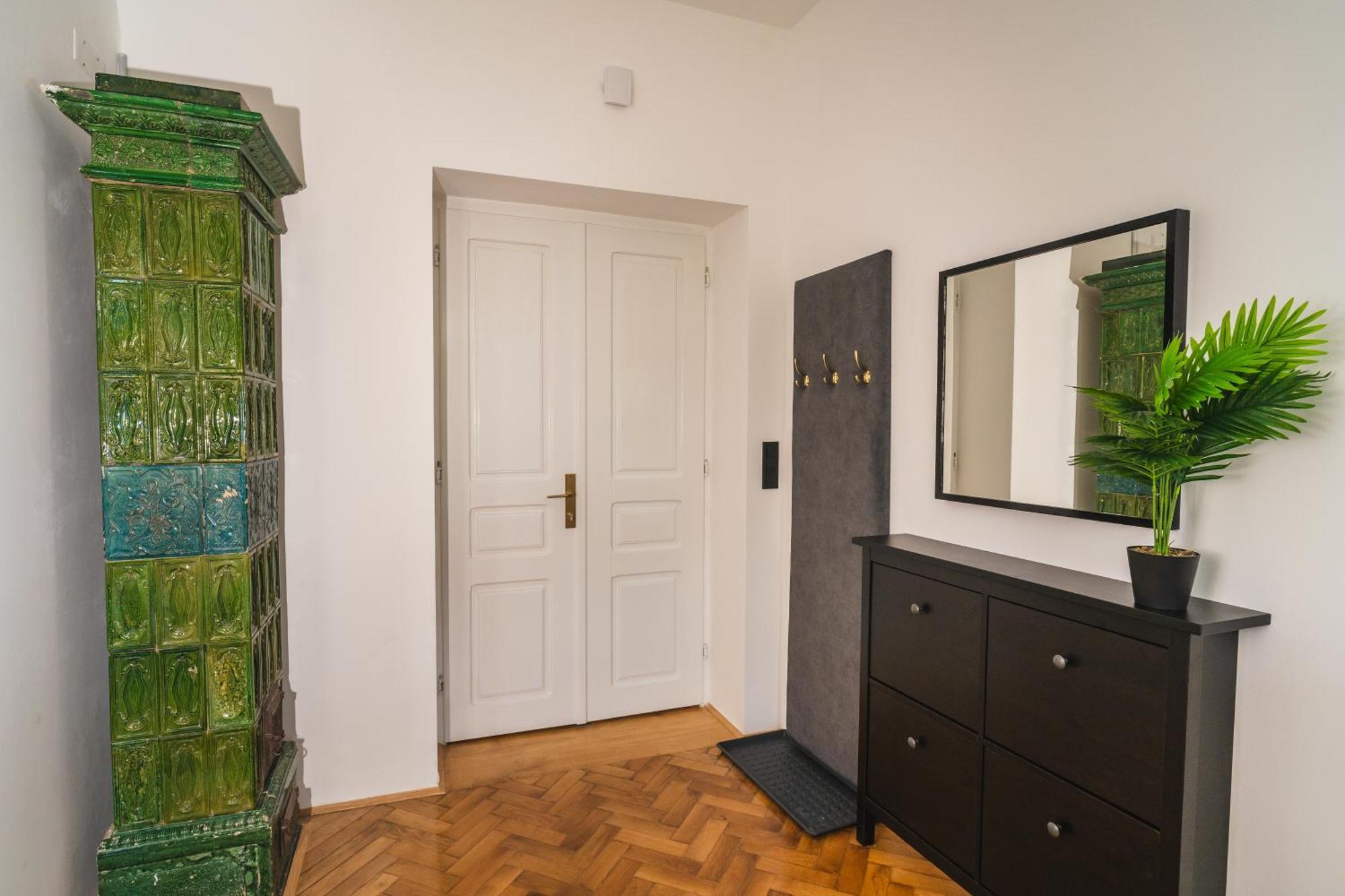 Hl Apartments Maribor Buitenkant foto